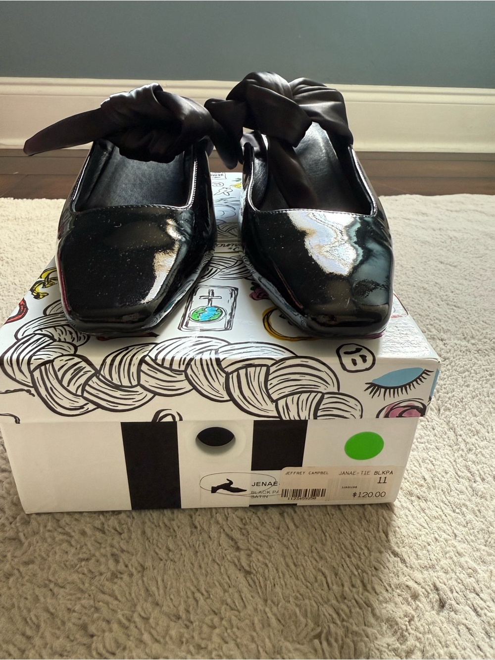 Jeffrey Campbell "Jenae-Tie" Black Patent & Satin Mules - Size 11 - Picture 3 of 11